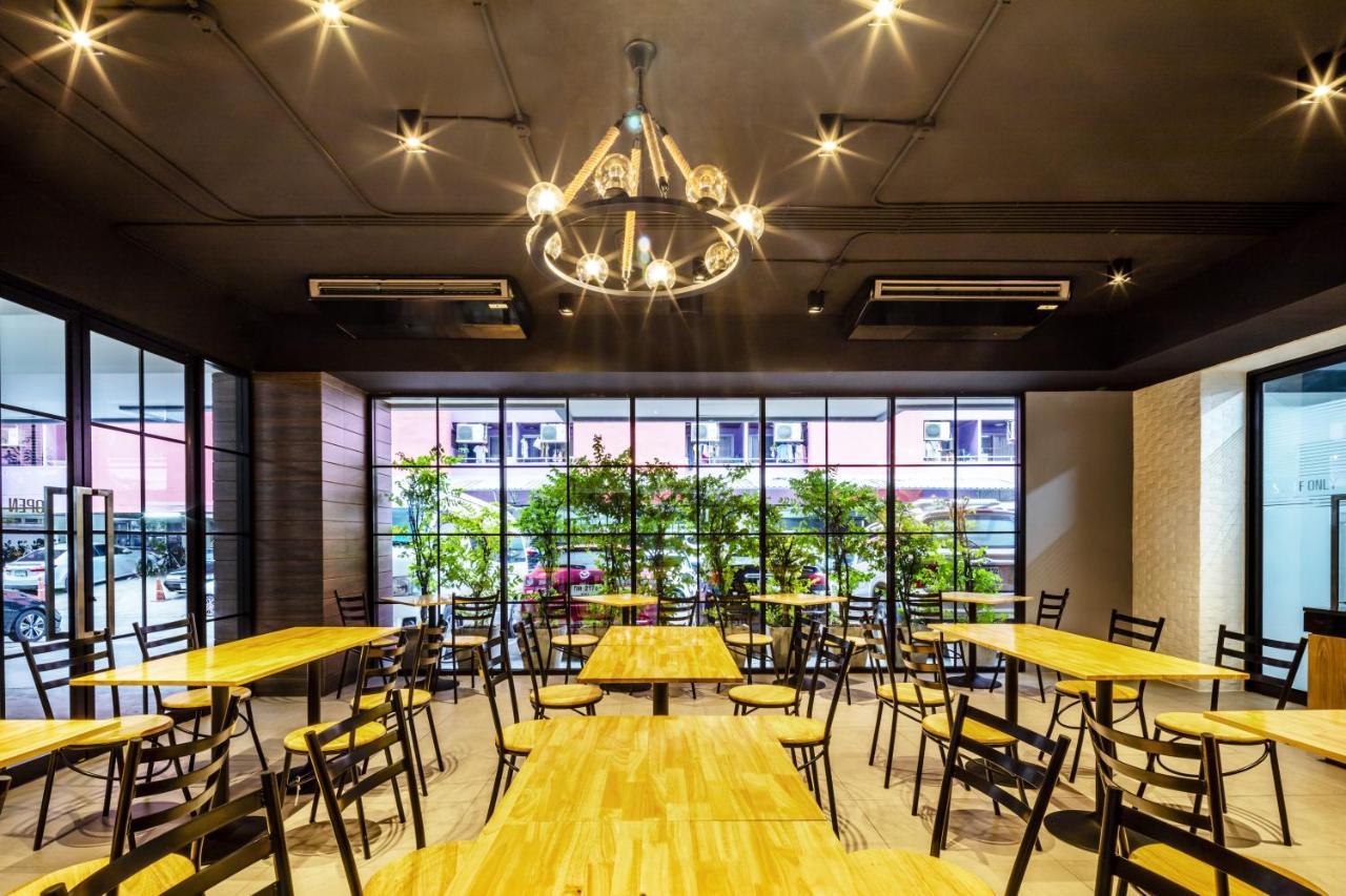 Aliz Hotel Nonthaburi Kültér fotó